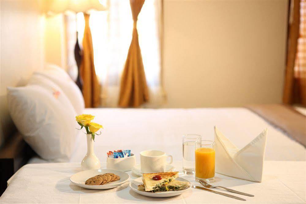 Meenakshi'S Sunshine Hotel Madurai Dış mekan fotoğraf